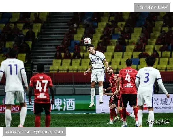 中国足球联赛争夺冠军悬念重重，胜负难以预测，中国足球冠军联赛最新消息